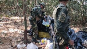 FANB destruyó campamento logístico de mineros ilegales en las riberas del río Cunucunuma en Amazonas