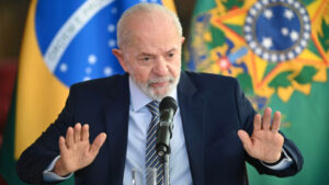 Lula da Silva: «Los BRICS están comprometidos a terminar con el dominio del dólar estadounidense pase lo que pase»