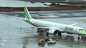 Aeropuerto de Gran Canaria recupera la normalidad tras haberse inundado: 18 vuelos tuvieron que ser desviados