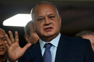 Cabello: Nosotros no debemos repetir los errores con el imperialismo y la ultraderecha