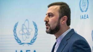 Irán advierte que no cederá a presiones de Occidente