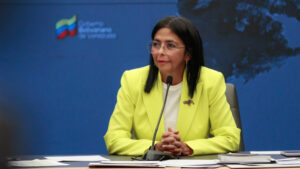 Delcy Rodríguez denuncia que Guyana «persiste en violentar la legalidad internacional al disponer de un mar pendiente por delimitar”