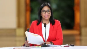 Delcy Rodríguez anuncia conformación del Comité de Familiares y Víctimas Migrantes Secuestrados en El Salvador