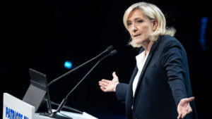 Francia prohíben presentarse a las elecciones a la líder de la oposición