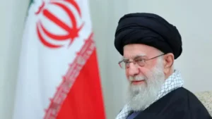 Líder supremo de Irán aseguró que el golpe a EE.UU. será fuerte y recíproco