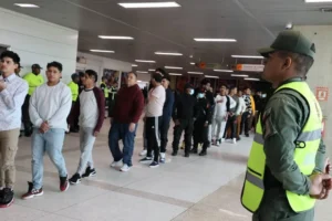 176 hombres, 30 mujeres y dos niños venezolanos arribaron a través del Plan Vuelta a la Patria 