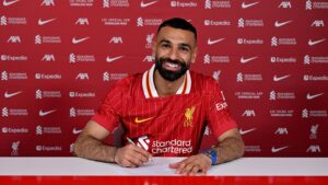 Mohamed Salah continua con el Liverpool hasta 2027