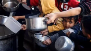 Cerca de 2 millones de habitantes de Gaza permanecen sin acceso a alimentos