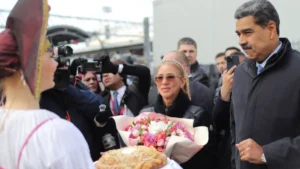 Presidente Maduro llega a San Petersburgo para fortalecer la cooperación con Rusia
