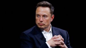 Elon Musk llega a un acuerdo millonario con Arabia Saudita para el uso de Starlink
