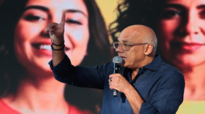 Rodríguez llama a votar contra el «fascismo» y en defensa de migrantes detenidos en El Salvador