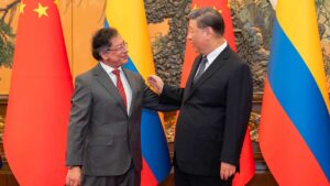 ‘Ya entramos a la Ruta de la Seda’: Petro tras la firma de histórico memorando con China para estrechar lazos económicos, tecnológicos y culturales