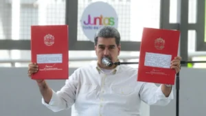Maduro crea la Corporación Nacional Juntos Todo es Posible para apoyar ejecución de proyectos comunitarios
