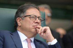 Petro evalúa nueva ronda de negociaciones con el ELN