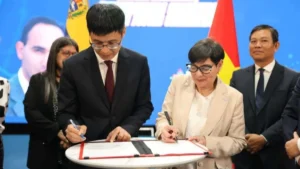 Venezuela y Vietnam firman acuerdo de cooperación materia tecnológica