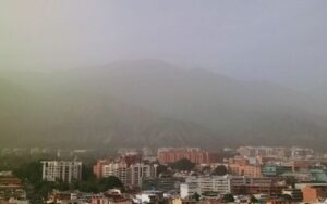 Polvo del Sahara mantiene su paso por varias ciudades del país