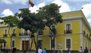 Gobierno venezolano exige cooperación a Trinidad y Tobago tras captura de criminales trinitarios