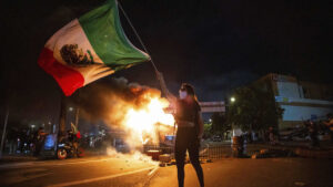 EE.UU. acusa a Sheinbaum de alentar protestas en Los Ángeles