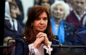 Cristina Fernández: Sentencia a mi contra ya estaba escrita por los monigotes del poder económico