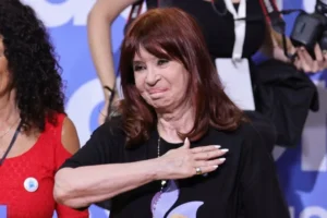 Venezuela tilda de «golpe político» fallo contra Cristina Fernández en Argentina
