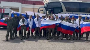 Rusia y Ucrania canjean un grupo de prisioneros de guerra