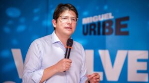 Colombia: Se entregó otro sospechoso del atentado contra el precandidato presidencial Miguel Uribe