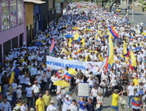 Colombia repudia atentado contra Miguel Uribe Turbay en la Marcha del Silencio