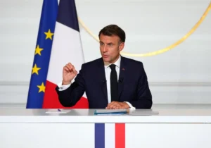 Macron asegura que EE.UU. hizo una oferta de alto el fuego entre Israel e Irán