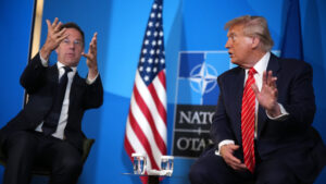 El jefe de la OTAN llama «papá» a Trump