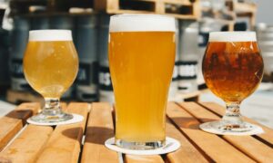 Descubren cuántos minutos de vida te quita un trago de alcohol