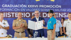 Abinader encabezó graduación de 5.536 jóvenes del Servicio Militar Voluntario