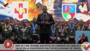 Ministro Padrino López: 5 mil jóvenes se han inscrito en la Academia Militar venezolana