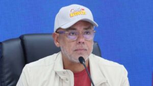 Jorge Rodríguez instó a los candidatos a seguir en las calles junto al pueblo