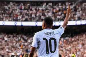 Kylian Mbappé hereda el dorsal 10 de Luka Modric en el Real Madrid