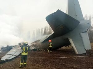 Hallan aeronave militar que se estrelló en Amazonas: Solo hay tres sobrevivientes de sus 10 ocupantes
