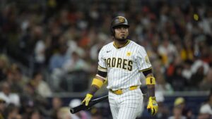Luis Arráez rompe récord personal en la MLB