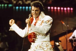 Hace 48 años se apagó la voz de «El rey del rock», Elvis Presley
