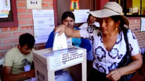 Autoridades bolivianas investigan cuatro delitos electorales durante comicios