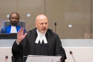 Fiscal de la CPI Karim Khan se aparta formalmente de la investigación sobre Venezuela