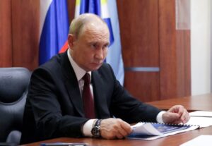 Suiza omitirá orden de arresto del TPI contra Putin si cumbre con Zelenski es en Ginebra
