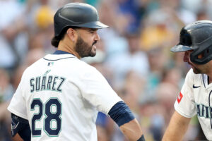 Eugenio Suárez vuelve a estar en buena compañía