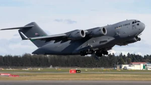 EE. UU. desplegó aviones militares para misiones aéreas sostenidas sobre Maiquetía