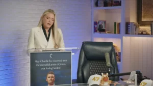 Viuda de Charlie Kirk sorprende en funeral al perdonar públicamente al asesino