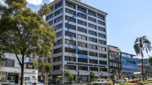 Corte de Ecuador avala referéndum sobre una nueva Constitución