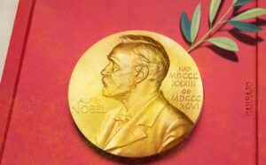 Zajárova: El Premio Nobel se ha convertido en una herramienta política