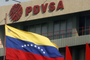 Venezuela mantendrá sus exportaciones de petróleo pese al «bloqueo ilegal» ordenado por Trump