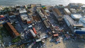 Víctimas mortales de huracán Melissa ascienden a 28 en Jamaica 
