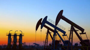 La OPEP+ decide aumentar su oferta de petróleo a partir de diciembre