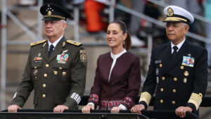 Sheinbaum: «México debe estar alerta para defender cualquier intento de injerencia externa»