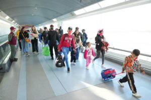 Reanudan repatriaciones desde EE. UU.: Llegan al país 264 venezolanos desde Texas